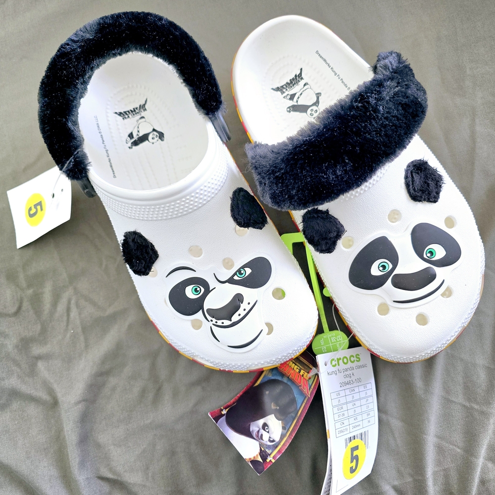 NEW! CROCS Kung Fu Panda Classic Clogs Kids Size 5